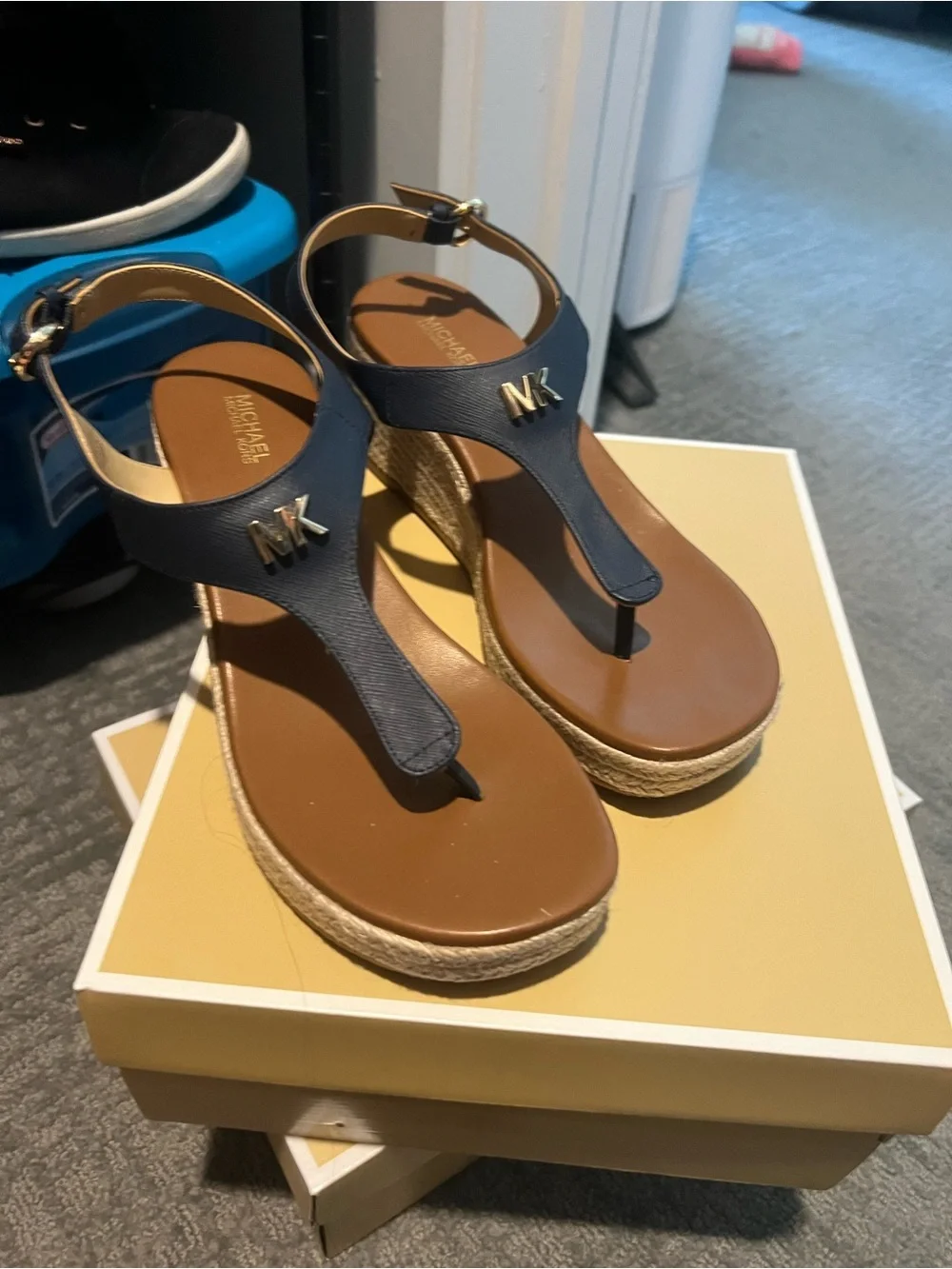 Michael Kors Navy Wedge Thong Sandals new